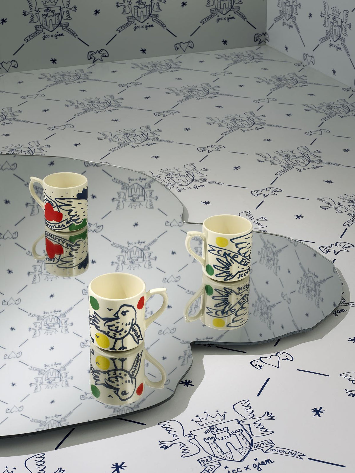 CUPS & SAUCERS GIEN
