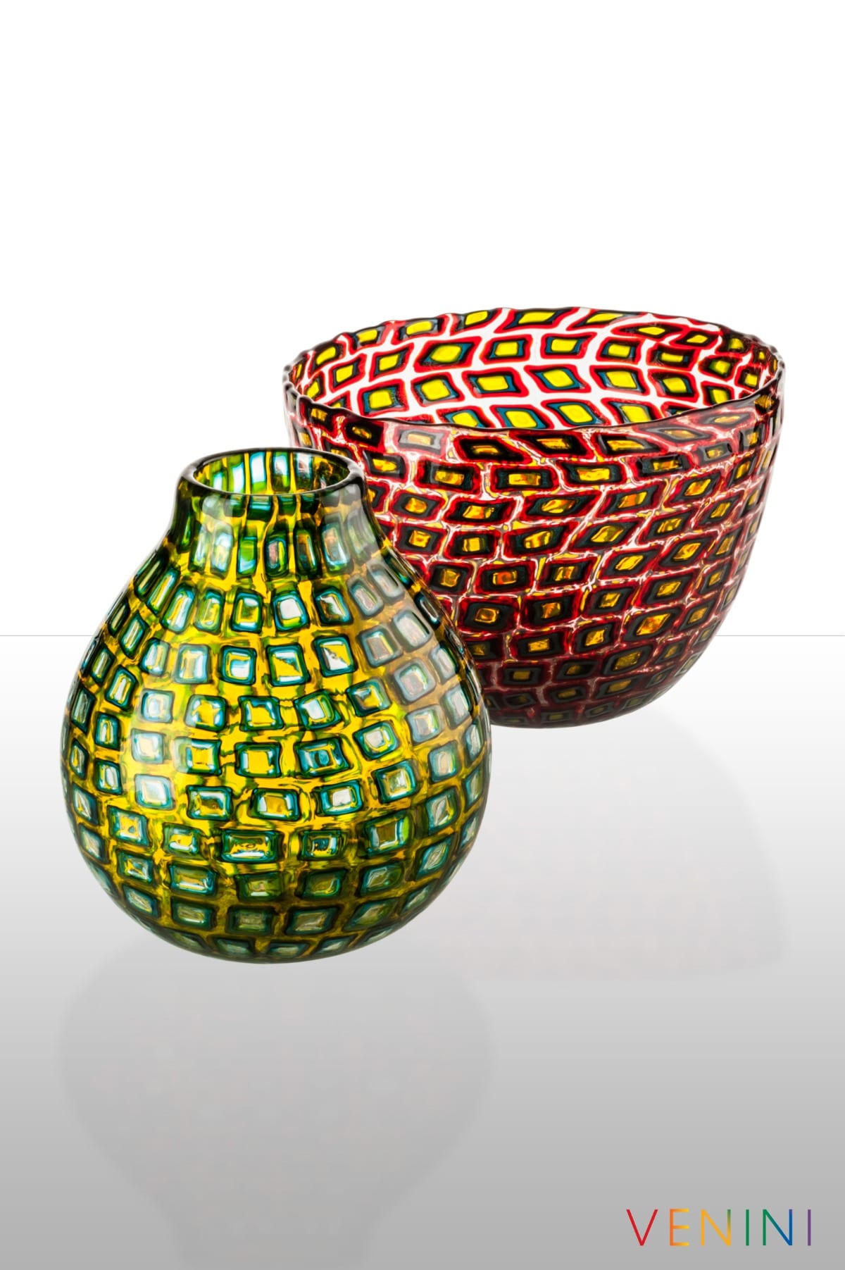 Murrine Romane vase and bowl by Carlo Scarpa for Venini, in green and red murrine