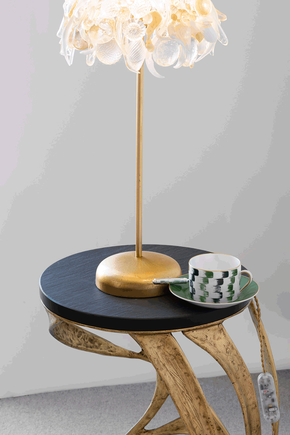 CUPS & SAUCERS MARIE DAAGE
